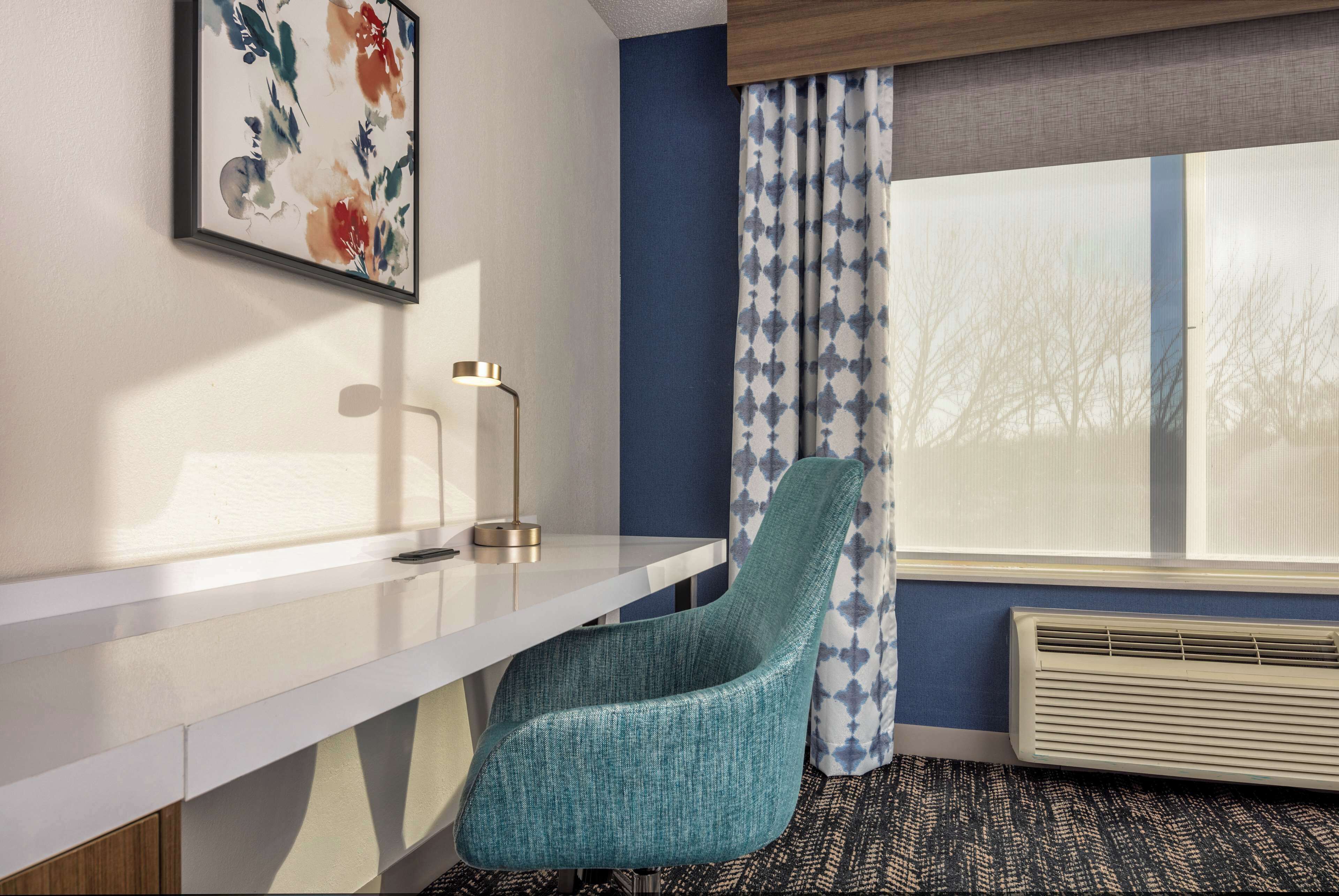 1 bedroom, in-room safe, desk, laptop workspace