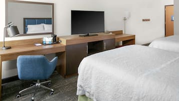 In-room safe, laptop workspace, iron/ironing board, free WiFi