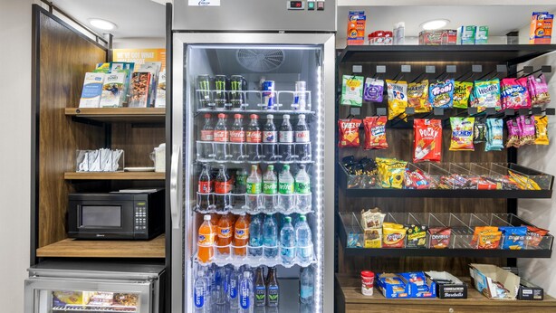 Snack bar - Hampton Inn Portage (Portage)