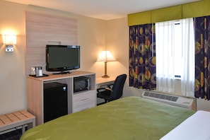 Standardzimmer, 1 King-Bett, Nichtraucher | Schreibtisch, schallisolierte Zimmer, Bügeleisen/Bügelbrett