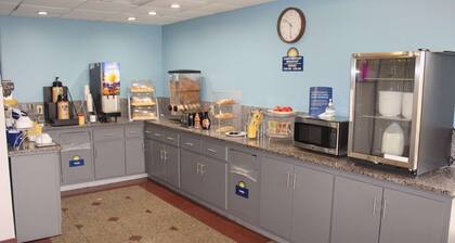 Days Inn by Wyndham Franklin