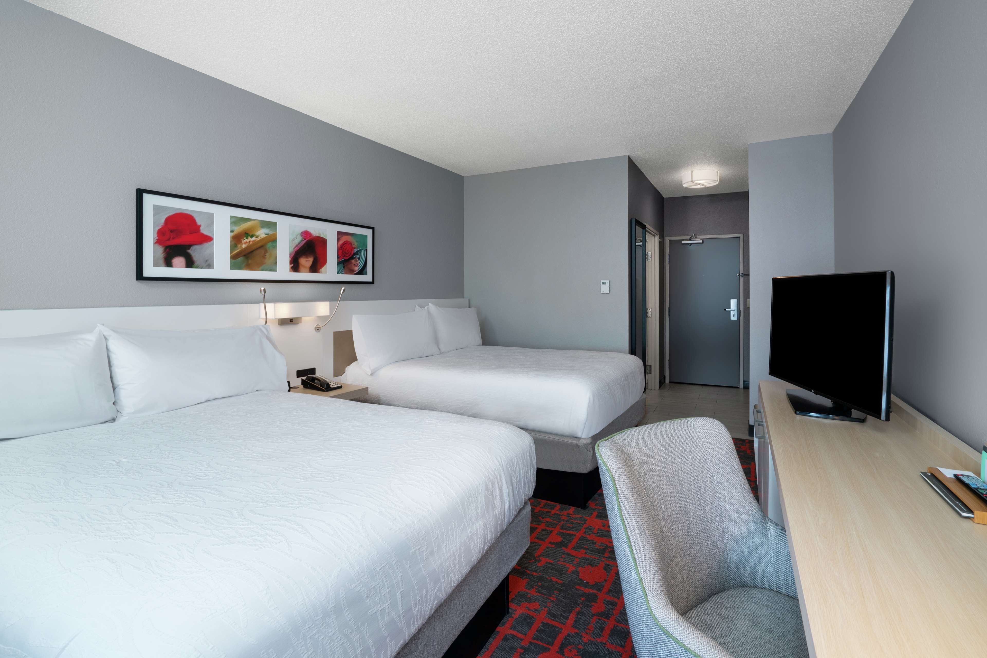 hypo-allergenic bedding, in-room safe, iron/ironing board