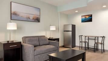 Svit - 1 queensize-säng - icke-rökare | Sängtillbehör av högsta kvalitet, skrivbord och mörkläggningsgardiner