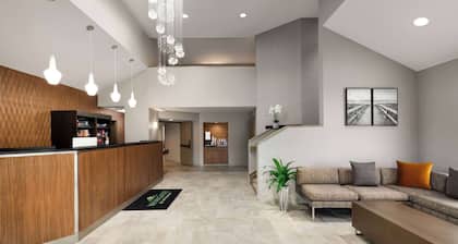 Wingate by Wyndham Salisbury