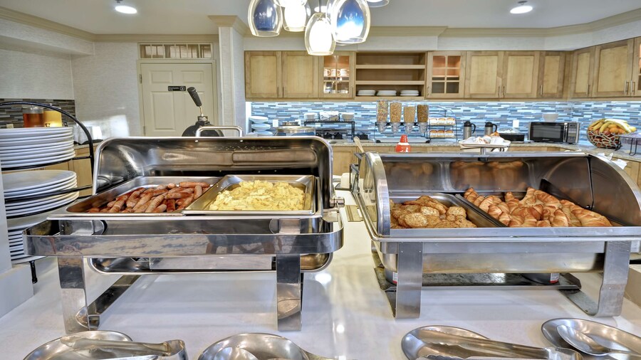 Homewood Suites by Hilton Boston-Peabody