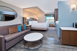 Suite Junior, 1 très grand lit | Literie de qualité, lit avec matelas à plateau-coussin, coffre-fort