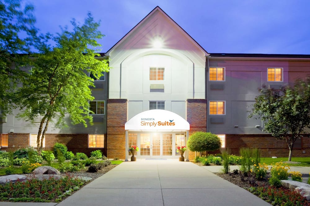 Sonesta Simply Suites Minneapolis Richfield