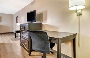 Desk, laptop workspace, iron/ironing board, free WiFi