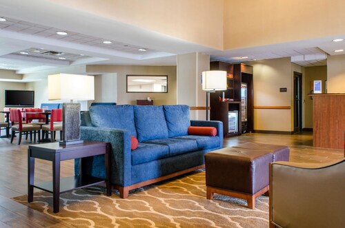 Comfort Inn & Suites Biloxi - D'Iberville