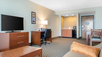 In-room safe, desk, iron/ironing board, cots/infant beds