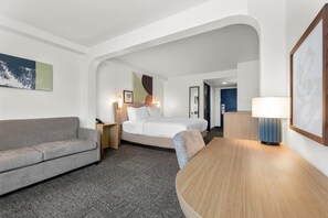 32-英寸液晶电视(配备有线频道)、电视、MP3 基座