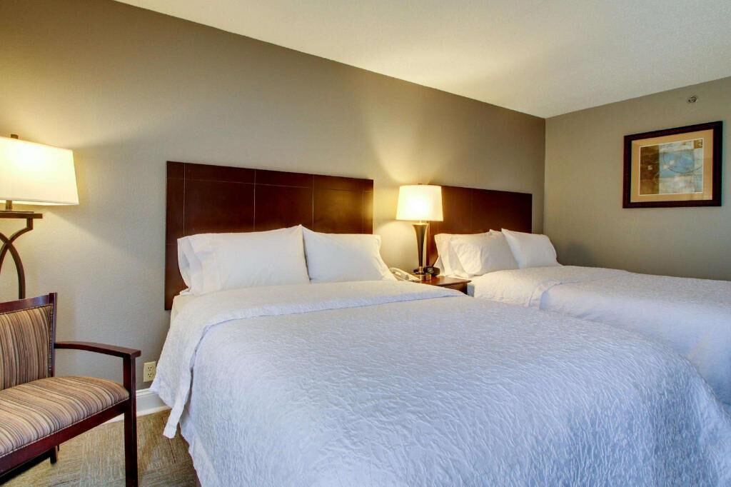 Pillowtop beds, individually decorated, individually furnished, desk