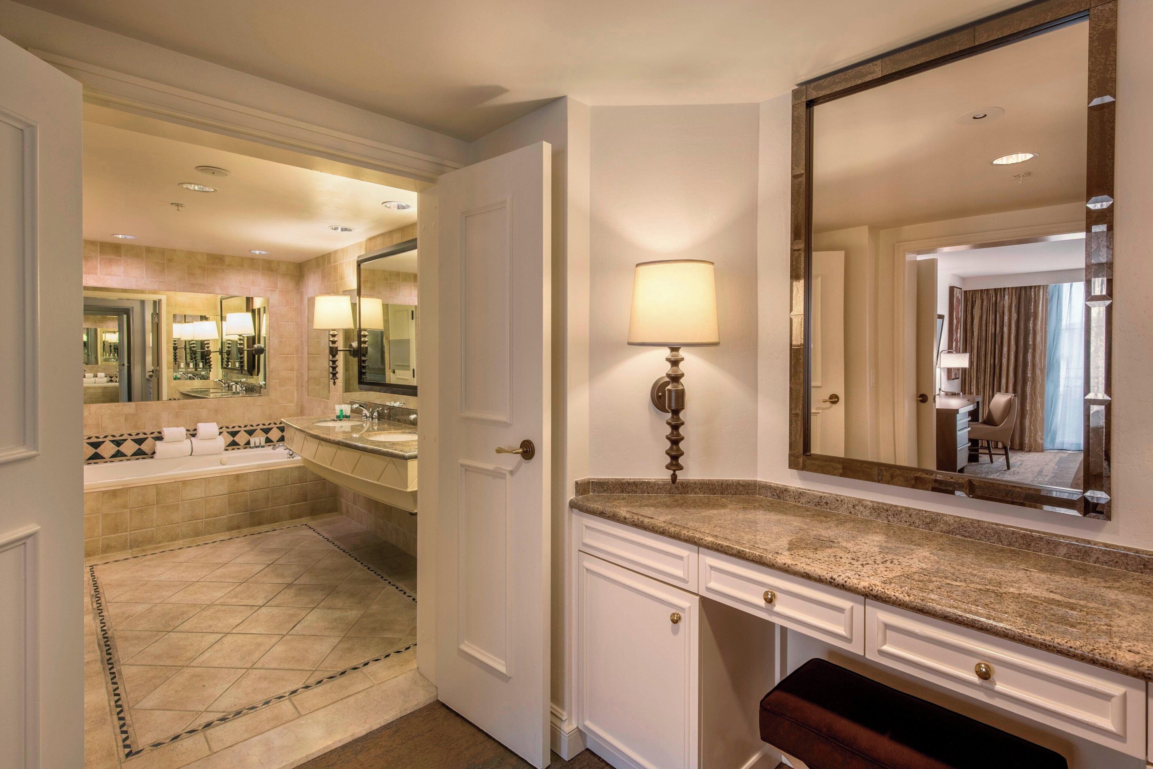 combined shower/bathtub, free toiletries, hair dryer, towels