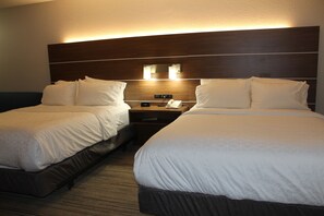 1 bedroom, in-room safe, desk, iron/ironing board