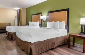 Desk, iron/ironing board, free WiFi, bed sheets - Extended Stay America Suites Long Island Bethpage (Bethpage)
