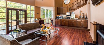Best Western Plus The Inn & Suites At The Falls