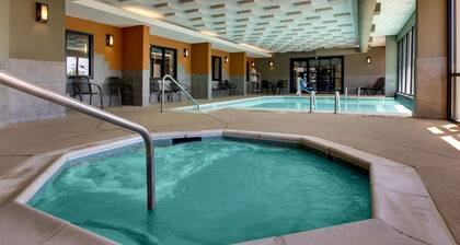 Drury Inn & Suites Greensboro