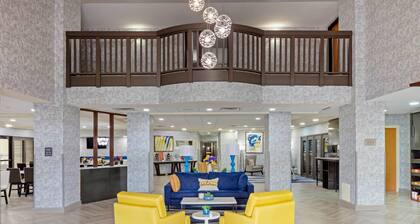 Comfort Inn & Suites Greenville Near Convention Center