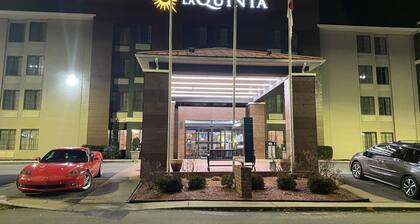La Quinta Inn & Suites Summersville / New River National Park