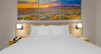 Days Inn by Wyndham Tulsa Central