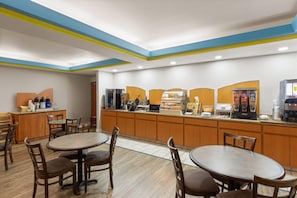 Desayuno buffet incluido todos los días