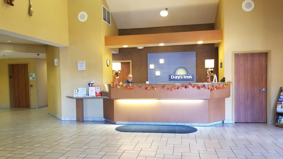 Days Inn by Wyndham Tulsa Central
