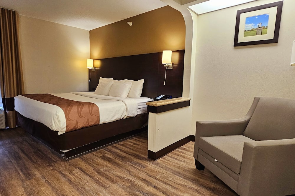 Quality Inn & Suites near St. Louis and I-255