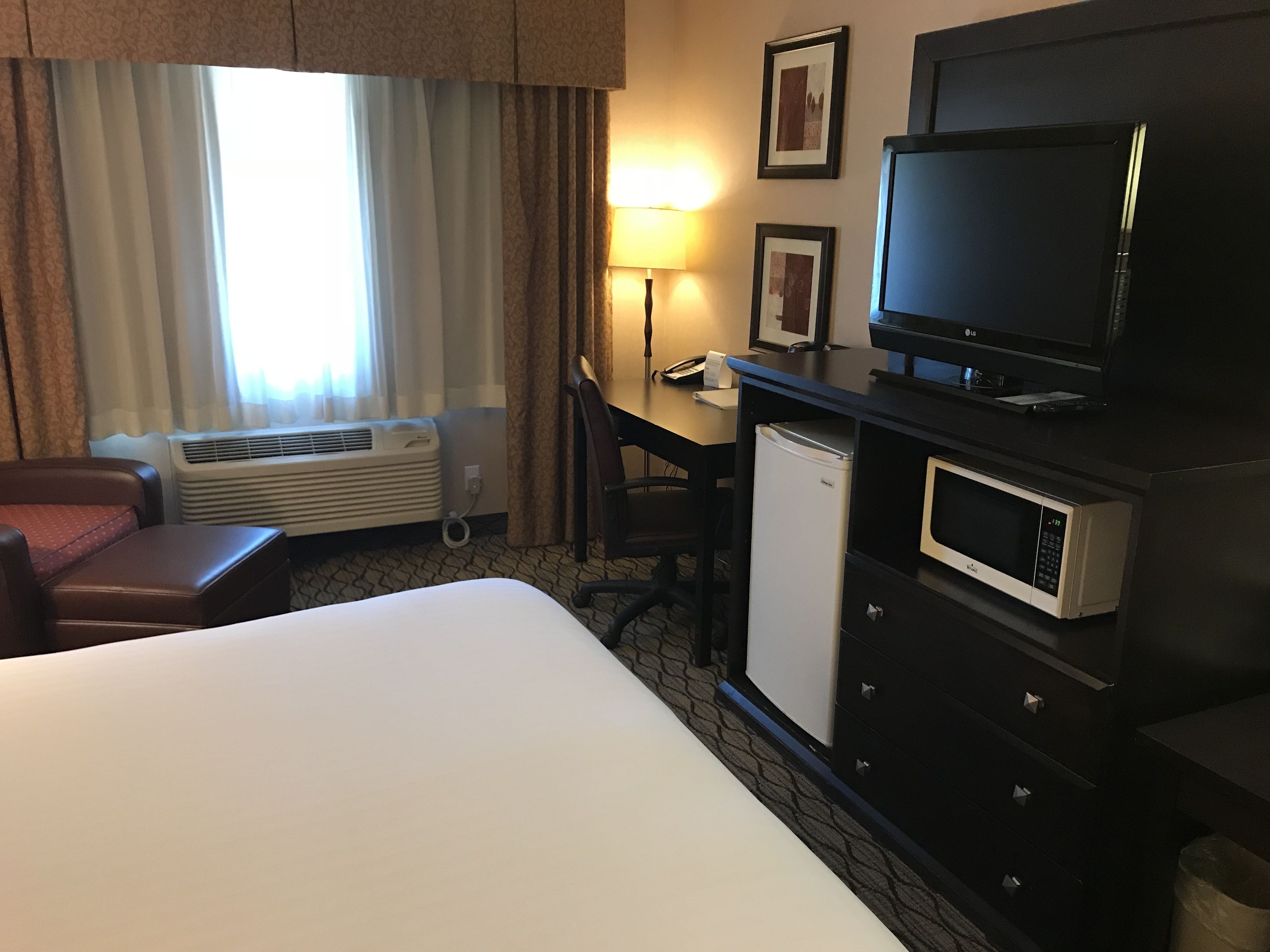 desk, laptop workspace, iron/ironing board, free cots/infant beds