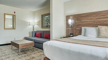 Habitación ejecutiva, 1 cama King size y sofá cama | Ropa de cama de alta calidad y escritorio