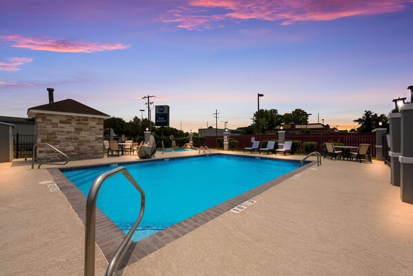 Outdoor pool