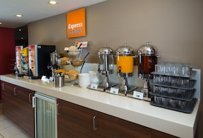 Petit déjeuner continental compris tous les jours