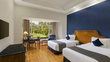 Deluxe Room, 2 Single Beds | Minibar, in-room safe, desk, blackout curtains