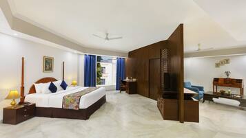 Suite, 1 King Bed (Anantara) | Minibar, in-room safe, desk, blackout drapes
