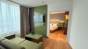 Suite, 1 Bedroom | 1 bedroom, hypo-allergenic bedding available, minibar, desk