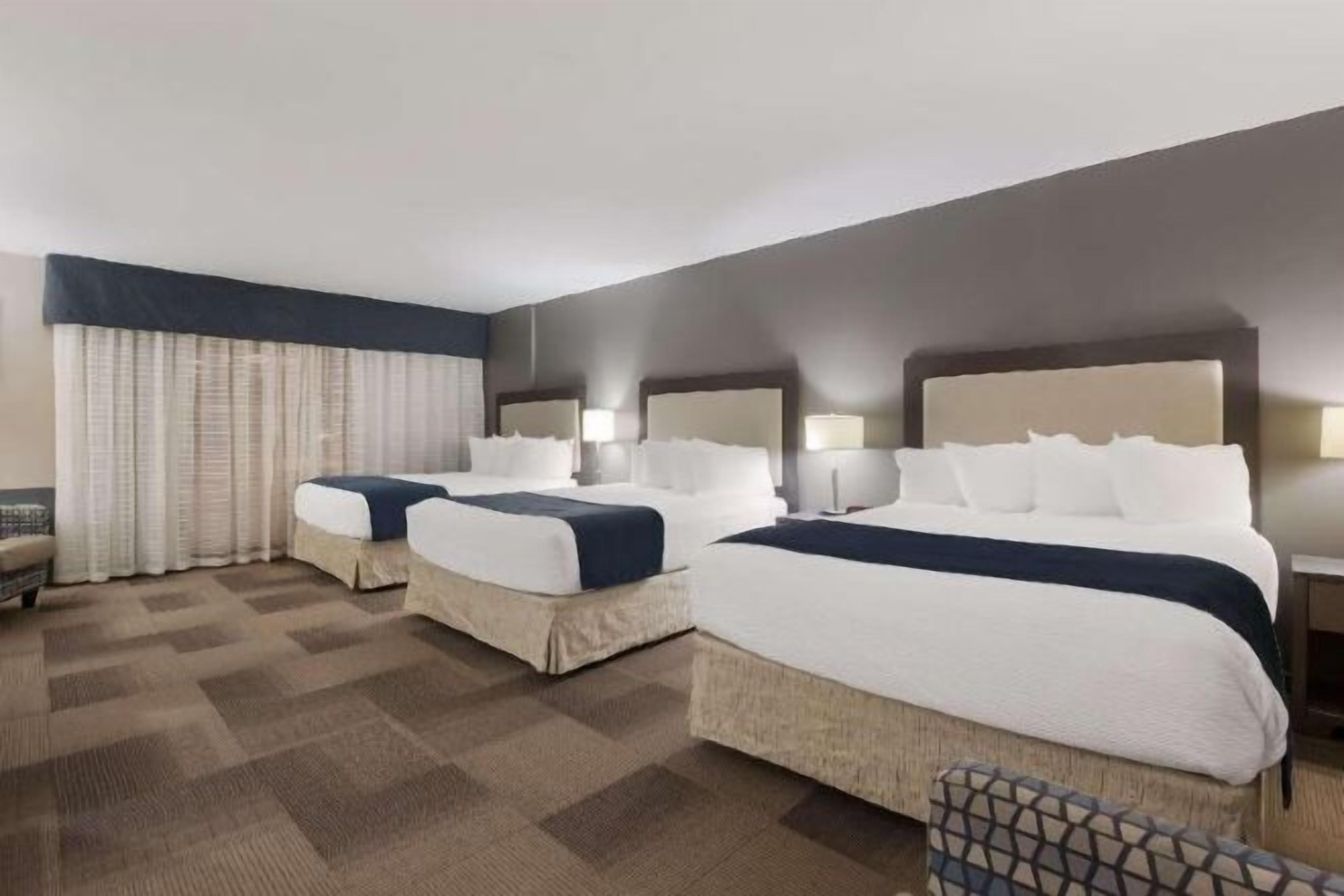 In-room safe, desk, iron/ironing board, free cots/infant beds