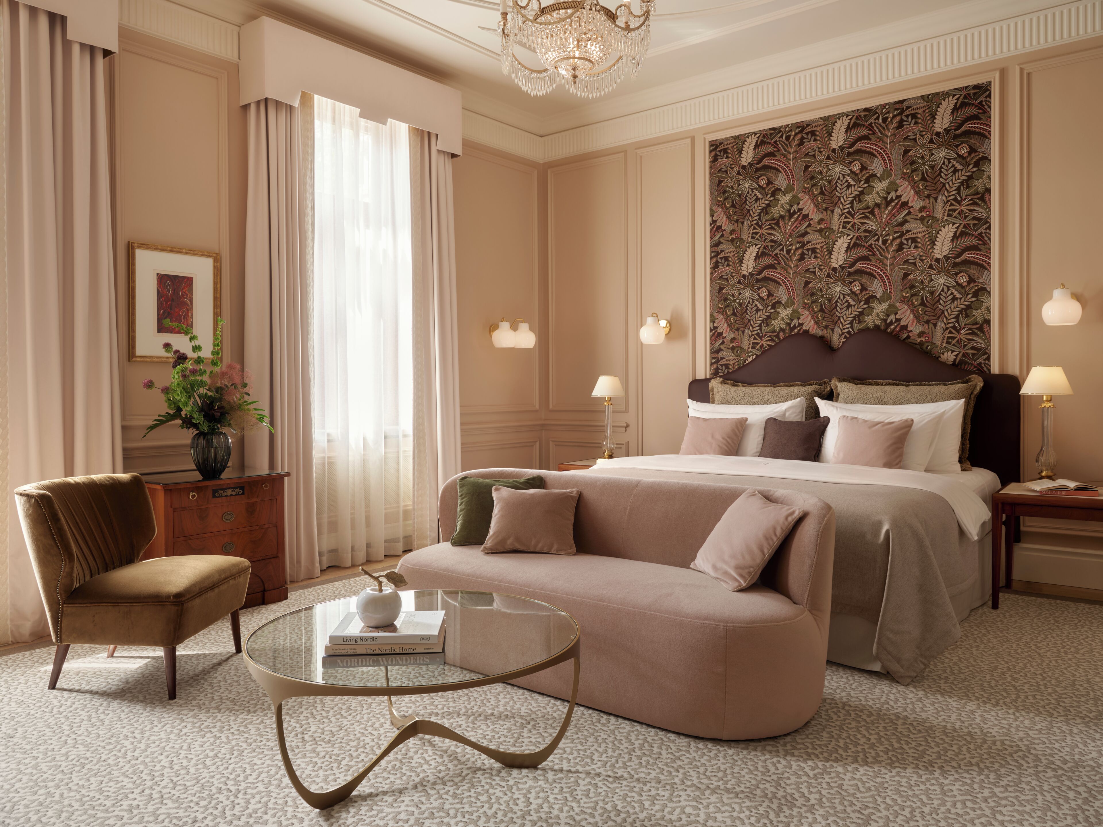 Suite (Mannerheim) | Premium bedding, down comforters, minibar, in-room safe