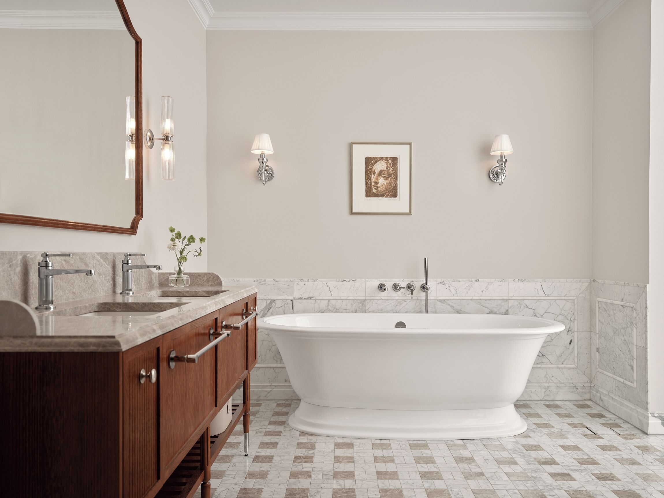 suite (sibelius) | bathroom | combined shower/bathtub, free toiletries, hair dryer, bathrobes