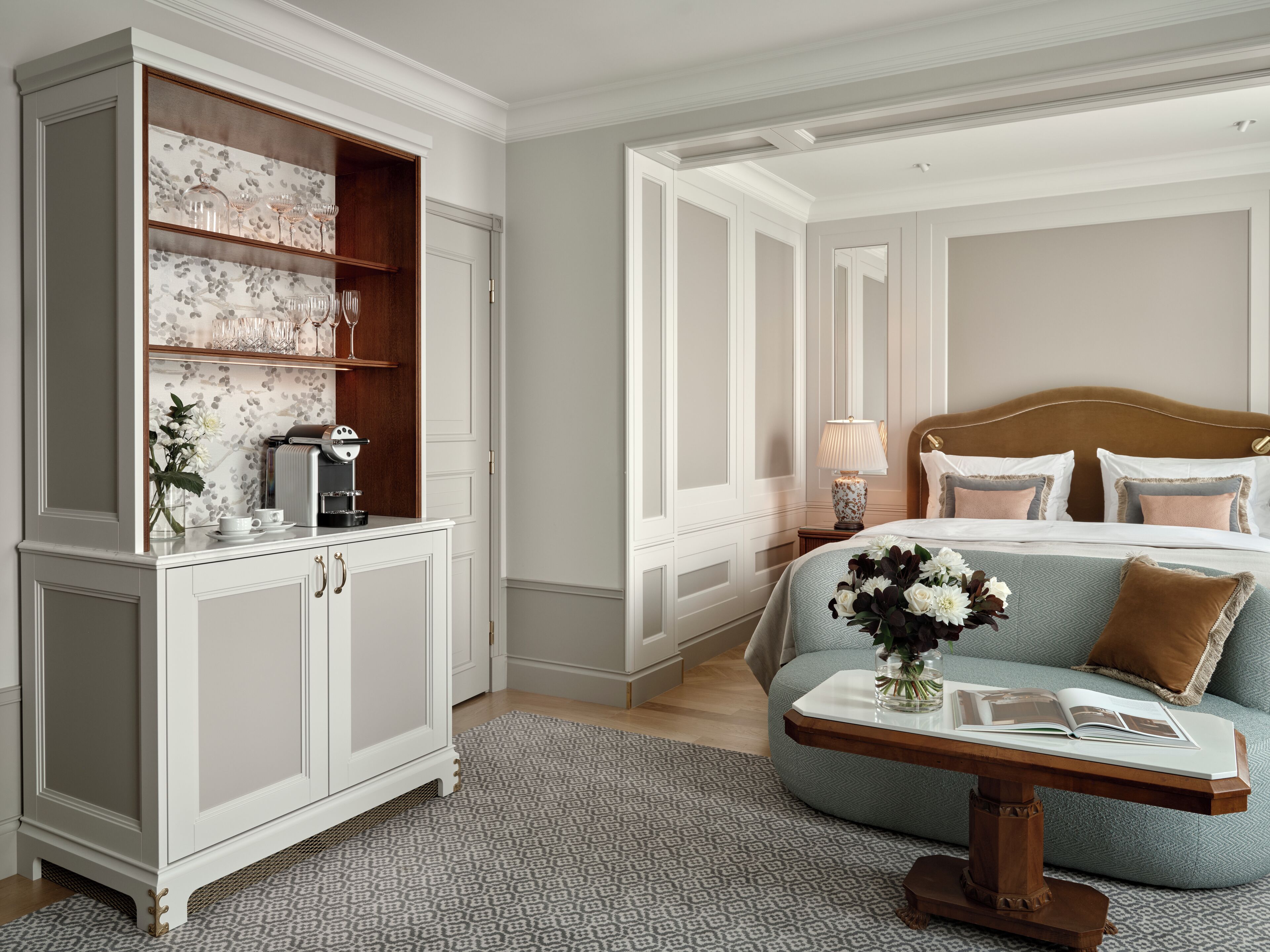 Executive Room, 1 King Bed | Premium bedding, down comforters, minibar, in-room safe