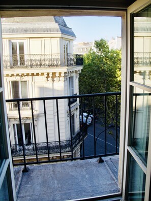 Superior Room, balcony & Spa Access | Balcony