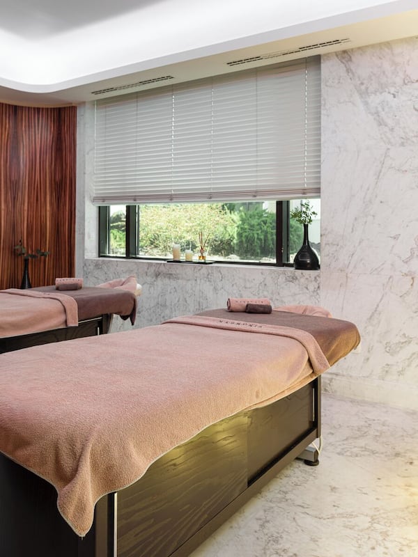 Couples treatment room(s), body treatments, hot stone massages