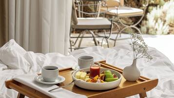 Regency, Suite, 1 King Bed | Garden view