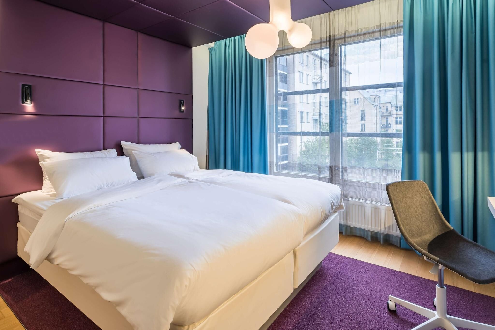 Premium-sengetøj, dundyner, senge med madrasser af memory foam