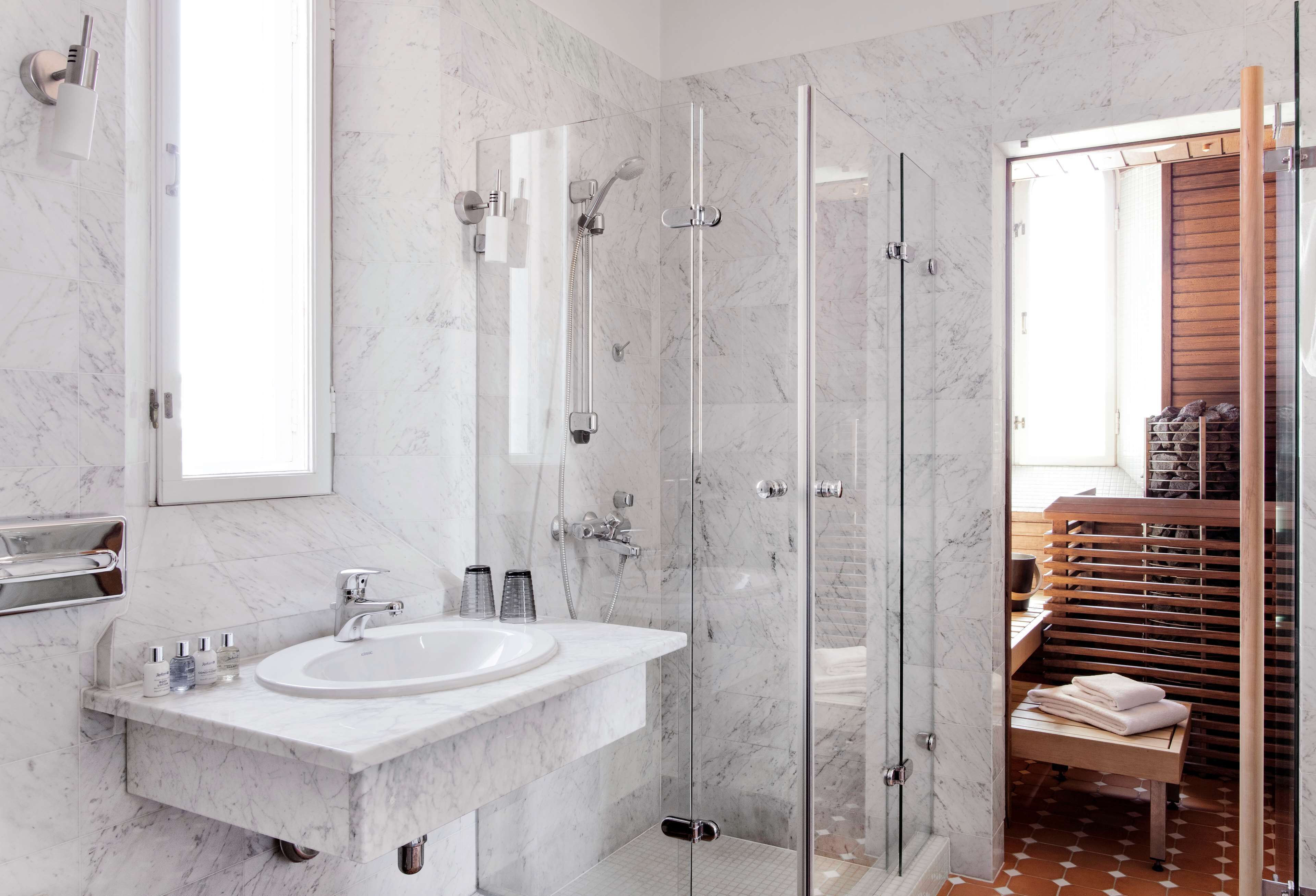 Photo - Radisson Blu Plaza Hotel, Helsinki