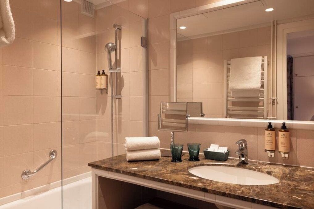 1 bedroom, in-room safe, desk, laptop workspace