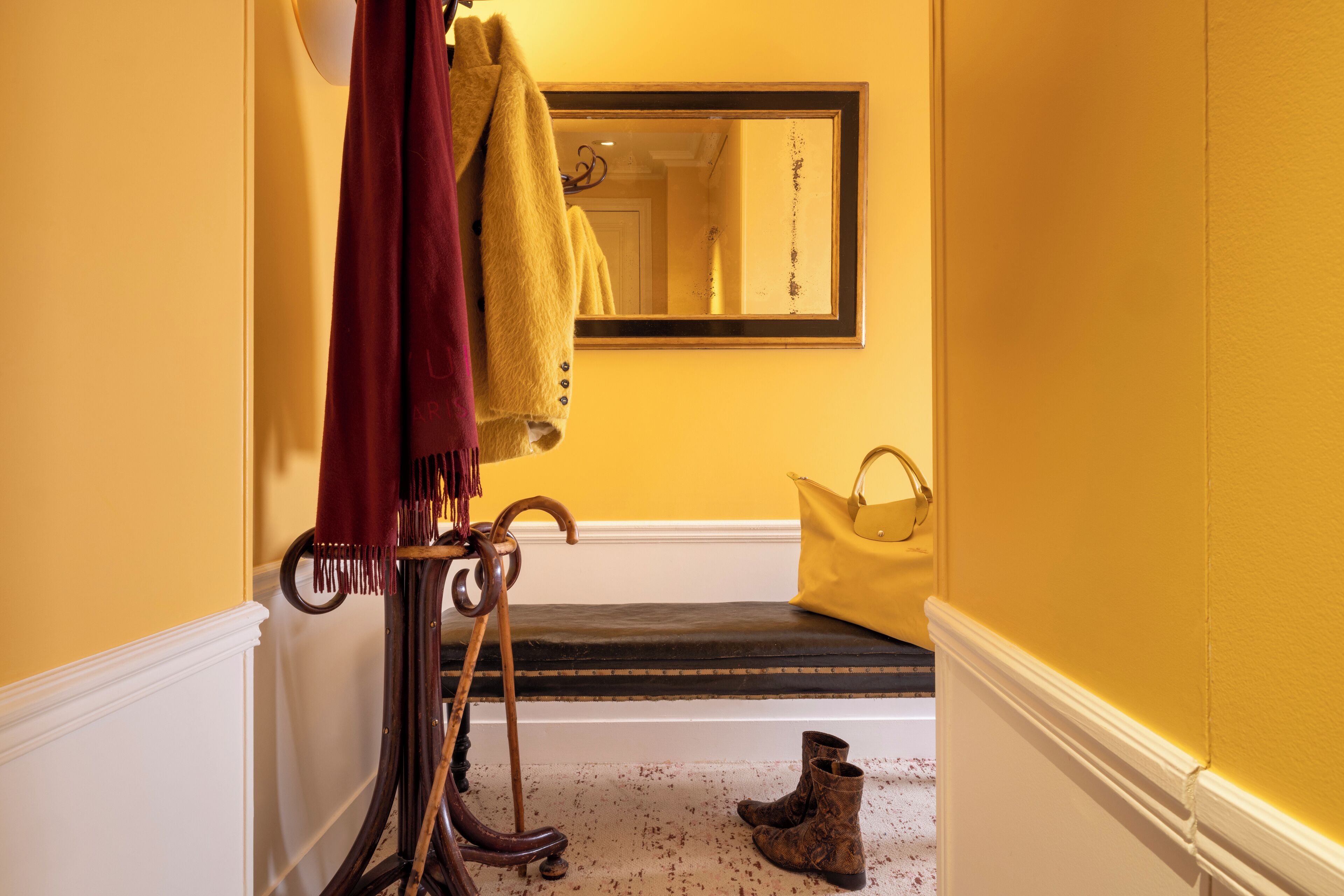 junior suite | 1 bedroom, in-room safe, desk, laptop workspace