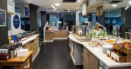 Holiday Inn Express Glasgow City Centre Riverside by IHG