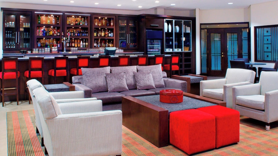 Four Points by Sheraton Winnipeg South