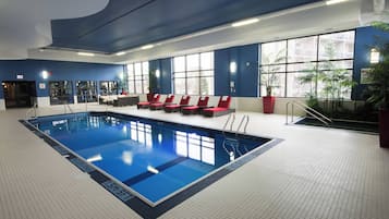Indendørs pool