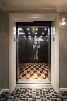 Elevator at Hotel Zelos San Francisco