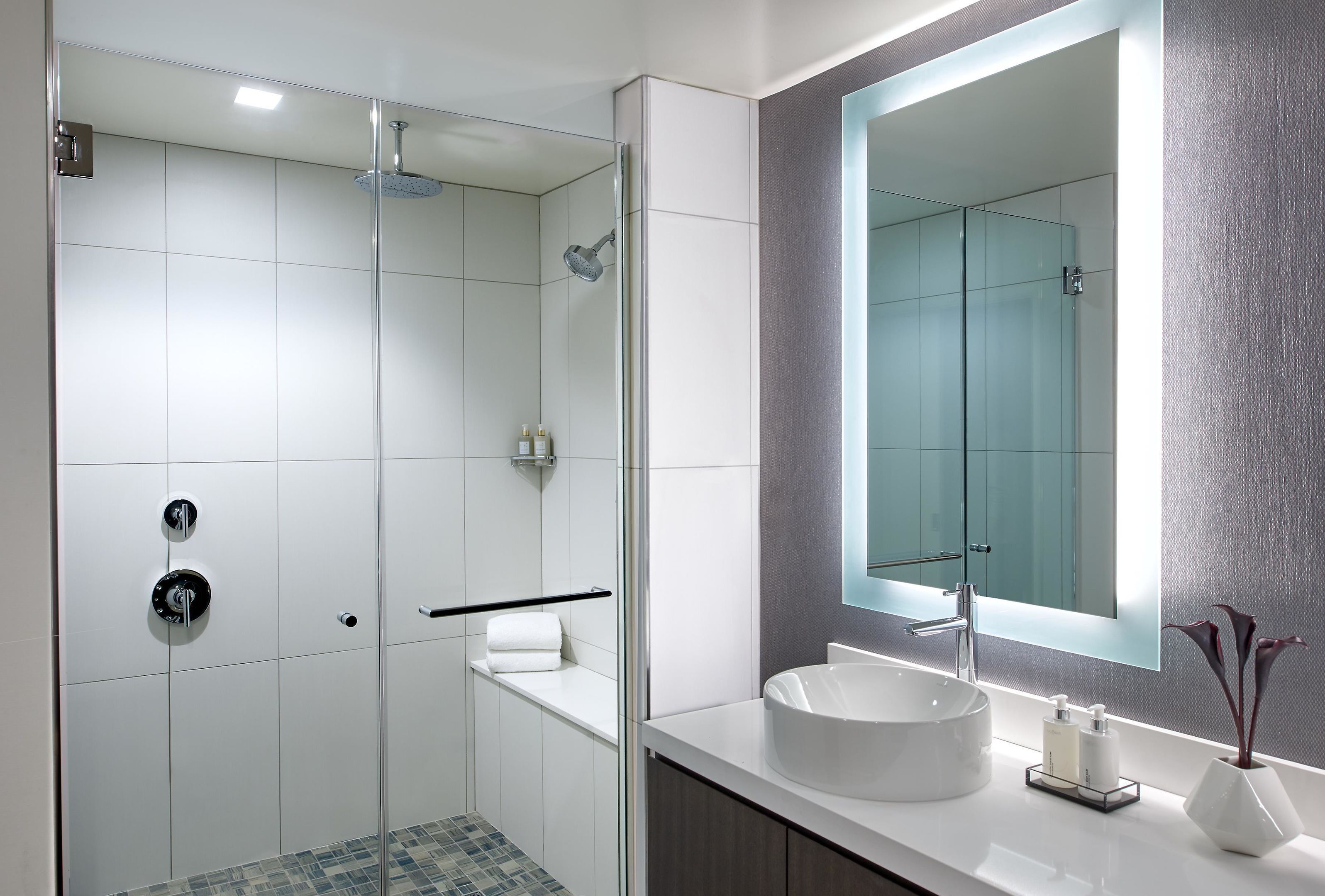 Suite, 1 King Bed (King) | Bathroom